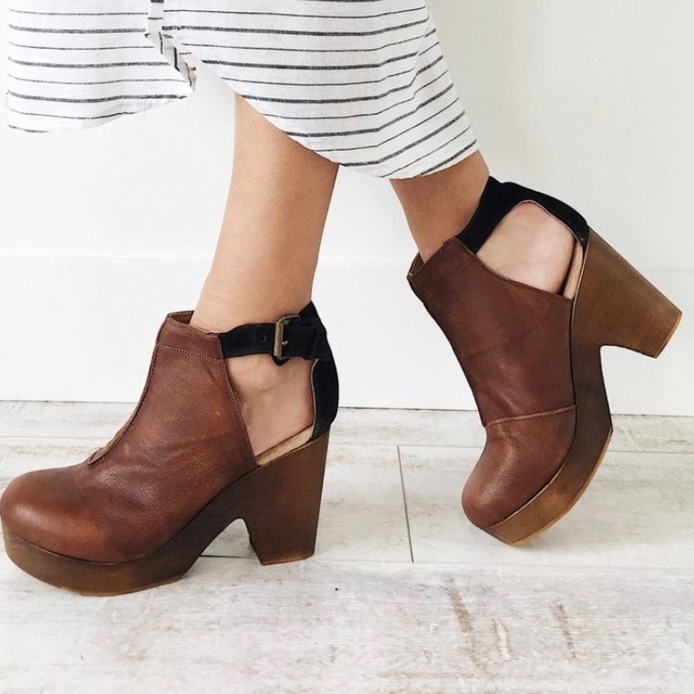 Free People Amber Orchard Clog size 36